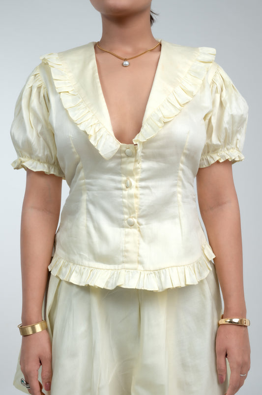 Belle yellow